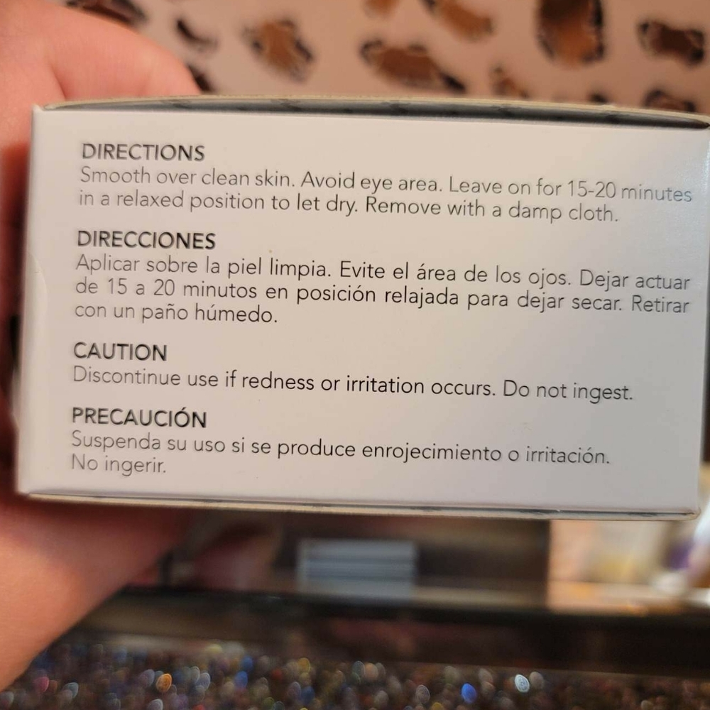 Cleansing Mask - Picture 3 of 10